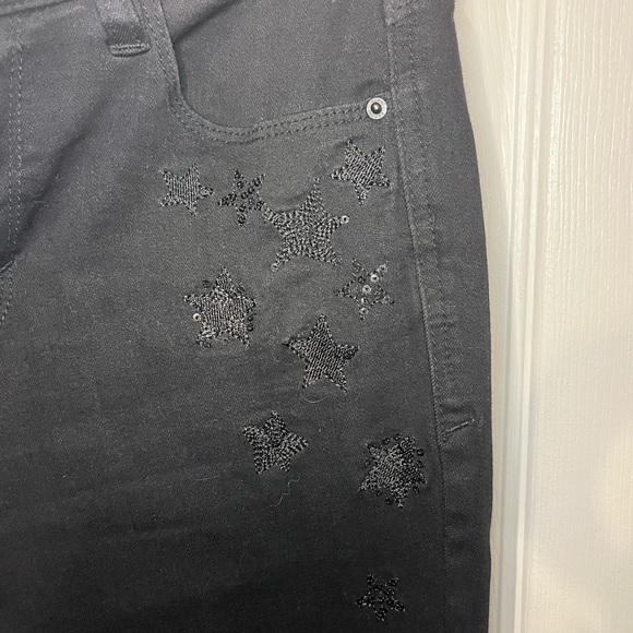 SALE! Bundle & Save Kenzie 5 pocket skinny jeans black . Sz 2/26 - Picture 3 of 6